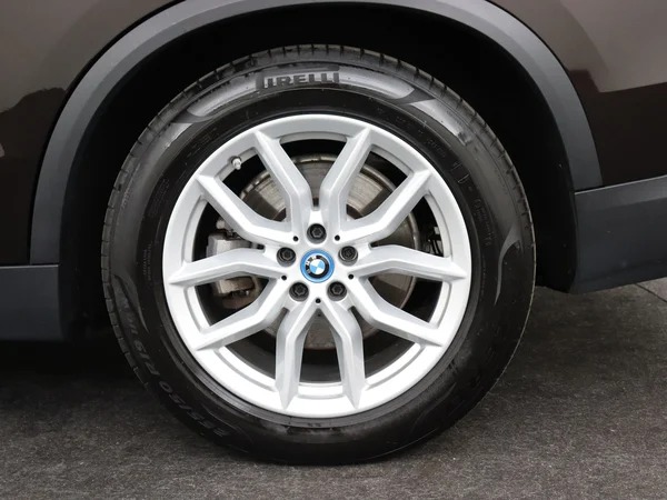 BMW X5 (2022) — foto 7 van 33