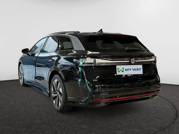 VOLKSWAGEN ID.7 Tourer (2025) — foto 12 van 20