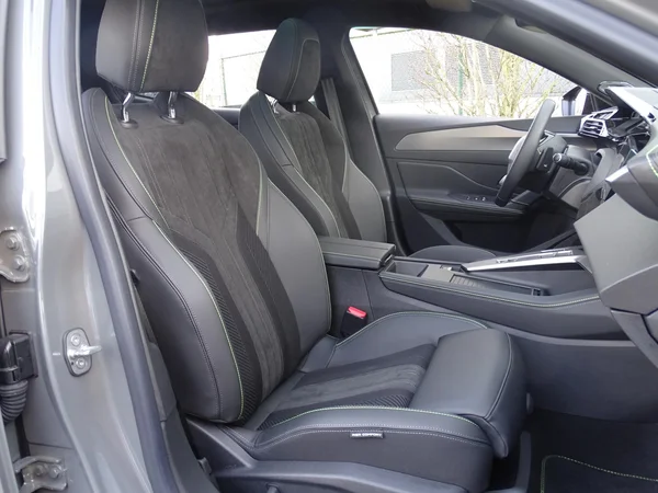 Peugeot 408 (2026) — foto 7 van 32