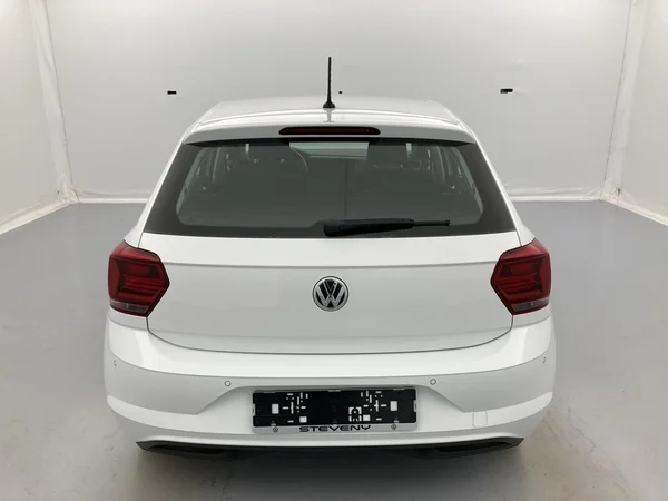 VOLKSWAGEN Polo (2020) — foto 28 van 35