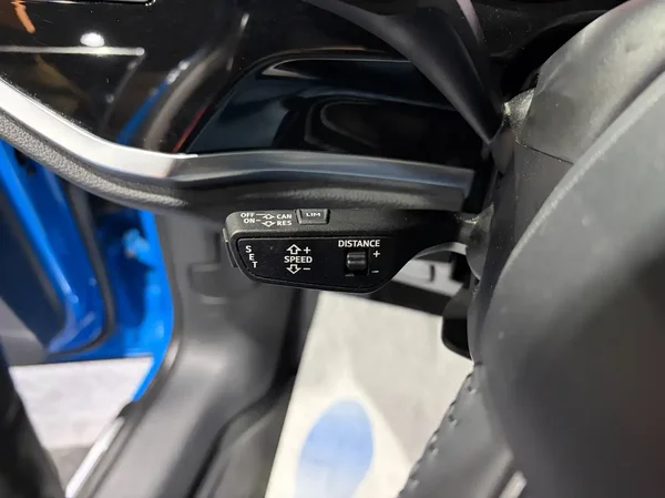 Audi Q3 (2019) — foto 3 van 28
