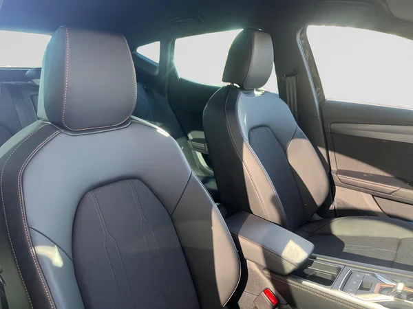CUPRA Formentor e-Hybrid (PHEV) (2025) — foto 4 van 17