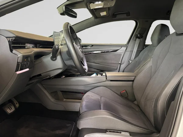 VOLKSWAGEN ID.7 Tourer (2025) — foto 24 van 24