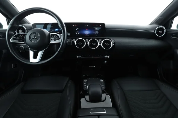 Mercedes-Benz A-Klasse (2022) — foto 3 van 16