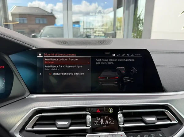 Bmw X6 (2023) — foto 10 van 32