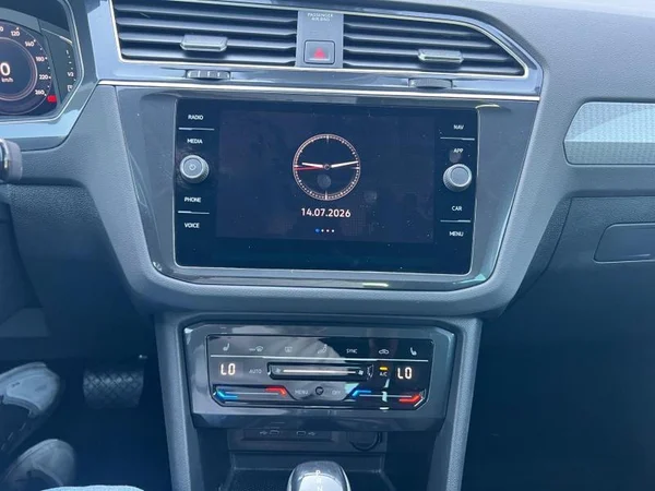 VOLKSWAGEN Tiguan Dsl (2022) — foto 6 van 28