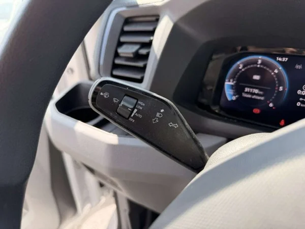Volkswagen Crafter (2025) — foto 11 van 21