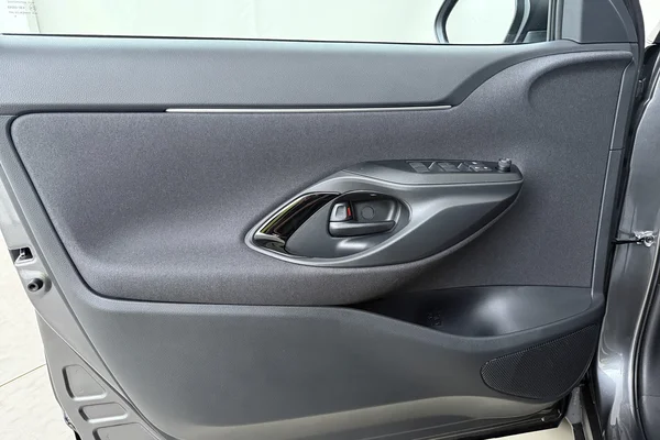 Toyota Yaris Cross Hybrid (HEV) (2026) — foto 8 van 16