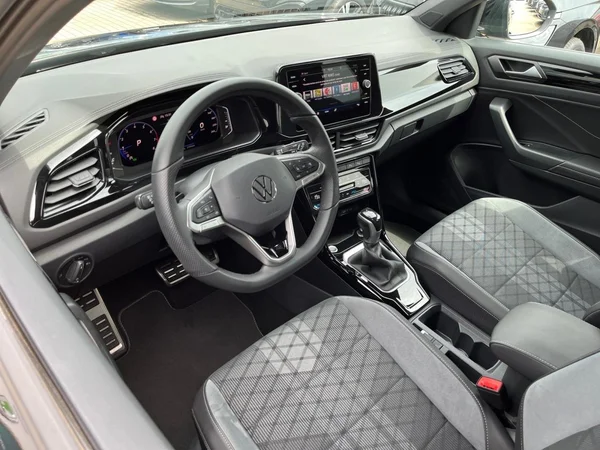 VOLKSWAGEN T-Roc (2025) — foto 19 van 20