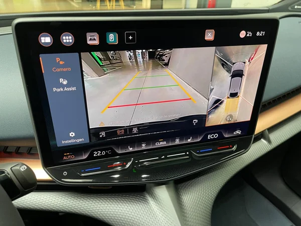 CUPRA Tavascan (2026) — foto 14 van 15