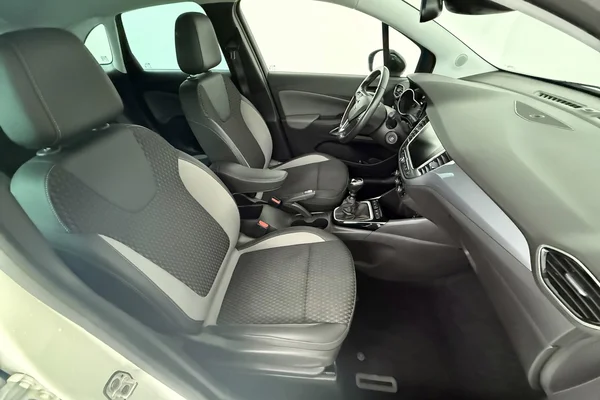 Opel Crossland (2021) — foto 13 van 28