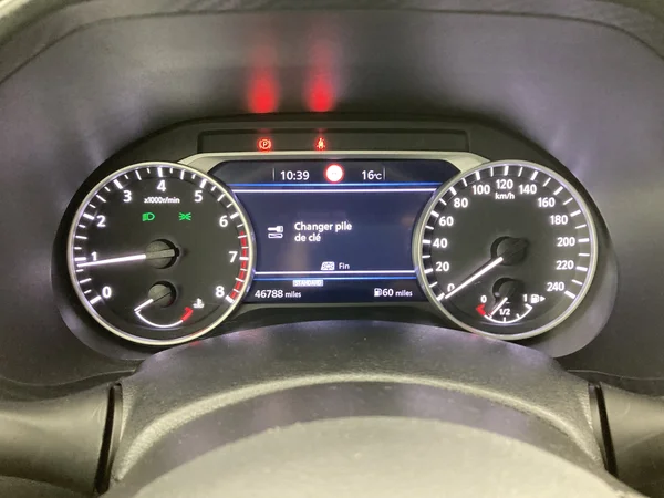 NISSAN Juke (2022) — foto 5 van 27