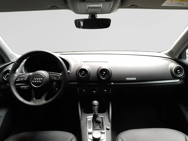 AUDI A3 Sportback (2020) — foto 2 van 21