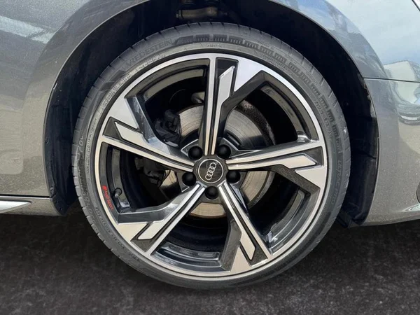 AUDI A4 Avant (2024) — foto 32 van 33