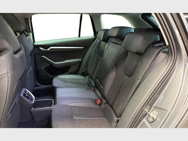 Skoda Octavia Combi (2026) — foto 15 van 15