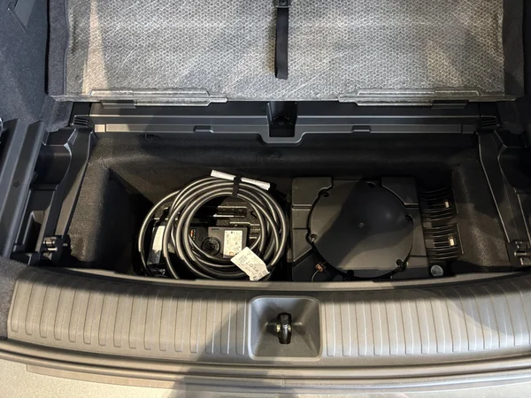 AUDI SQ6 e-tron (2026) — foto 6 van 24