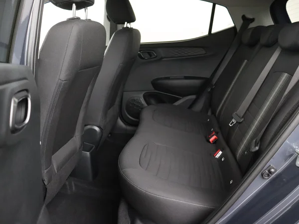 HYUNDAI i10 (2025) — foto 5 van 25