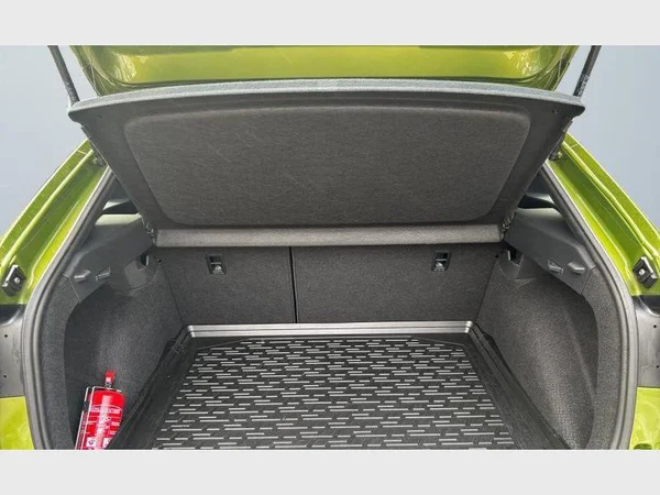 Volkswagen Taigo (2023) — foto 19 van 26