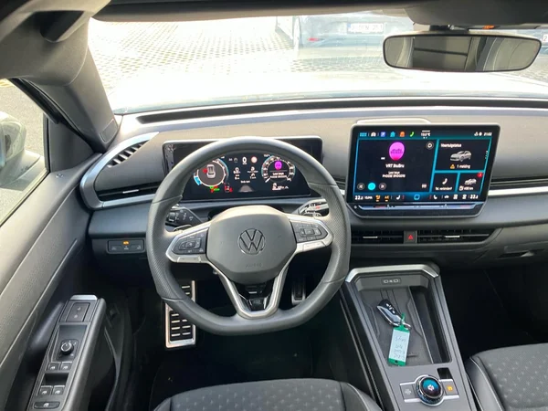 VOLKSWAGEN T-Roc (2026) — foto 12 van 25