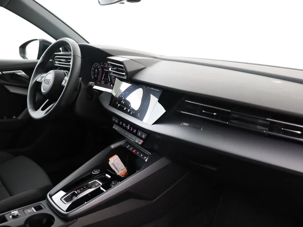 AUDI A3 Sportback (2025) — foto 12 van 18