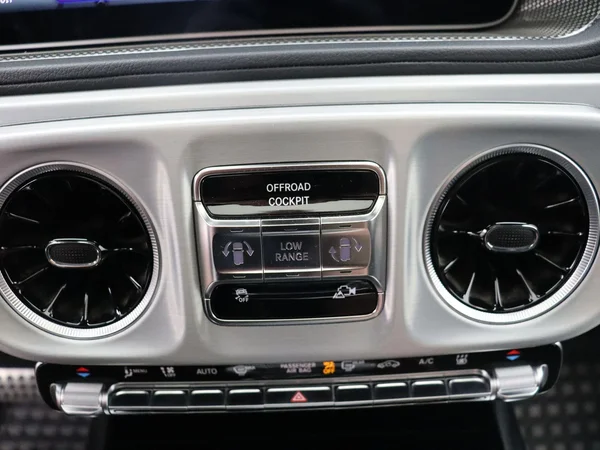 Mercedes-Benz G-Klasse (2024) — foto 11 van 31