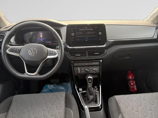 VOLKSWAGEN T-Cross (2025) — foto 2 van 24