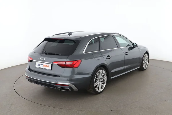 Audi A4 (2020) — foto 12 van 16