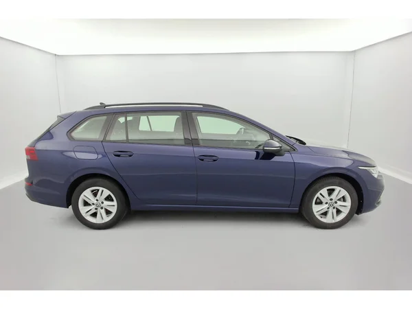 VOLKSWAGEN Golf VIII SW (2022) — foto 4 van 36
