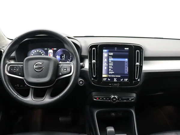 Volvo XC40 (2022) — foto 10 van 24