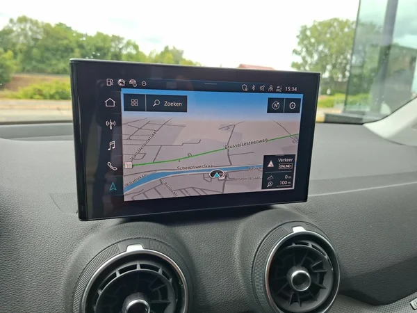 AUDI Q2 (2024) — foto 5 van 24