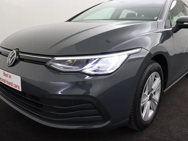 VOLKSWAGEN Golf Variant (2024) — foto 24 van 30