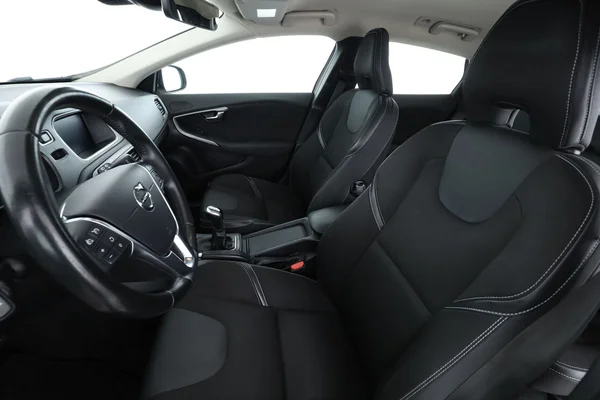 Volvo V40 (2019) — foto 16 van 16