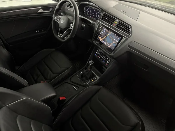 VOLKSWAGEN Tiguan eHybrid (PHEV) (2022) — foto 14 van 15