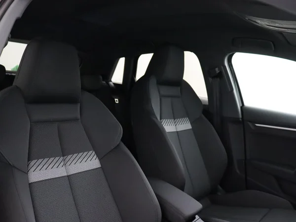 AUDI A3 Sportback (2025) — foto 16 van 18