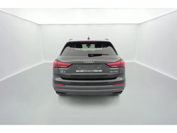 AUDI Q3 (2022) — foto 2 van 36