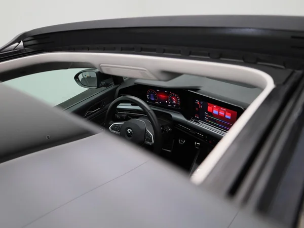 Volkswagen Golf (2022) — foto 31 van 45