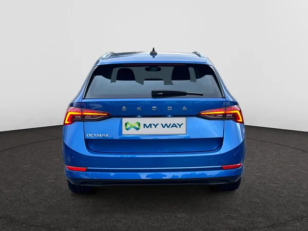 SKODA Octavia Combi (2021) — foto 20 van 23