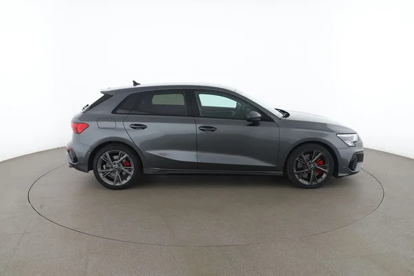 Audi S3 (2023) — foto 13 van 16