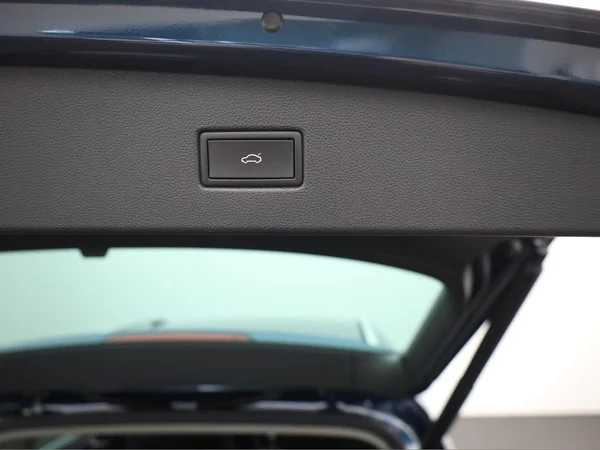 VOLKSWAGEN Tiguan eHybrid (PHEV) (2021) — foto 3 van 21