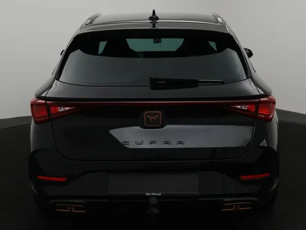 CUPRA Leon Sportstourer (2023) — foto 22 van 27