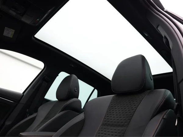 SKODA Scala (2024) — foto 16 van 23