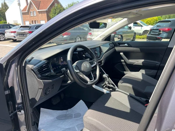 VOLKSWAGEN Polo (2025) — foto 3 van 24