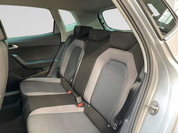 SEAT Arona (2018) — foto 10 van 24