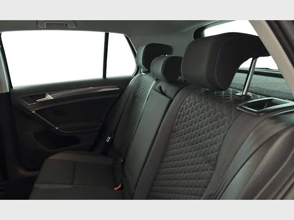 VOLKSWAGEN Golf VII (2019) — foto 3 van 31