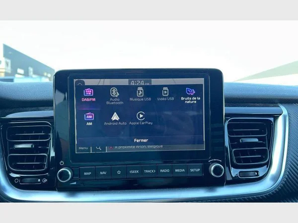 Kia Stonic (2024) — foto 7 van 31
