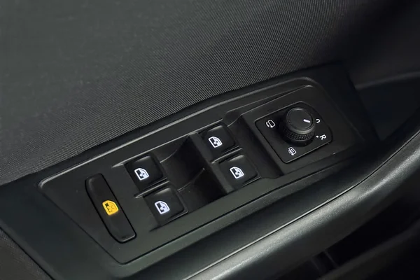 Volkswagen T-Roc (2022) — foto 14 van 30