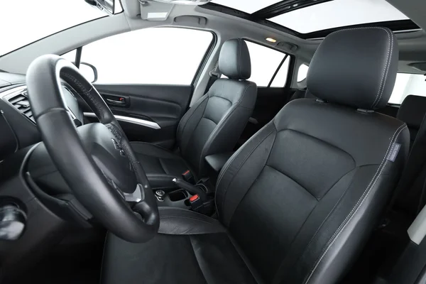 Suzuki SX4 (2018) — foto 16 van 16
