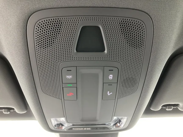 AUDI A3 Sportback (2025) — foto 29 van 36