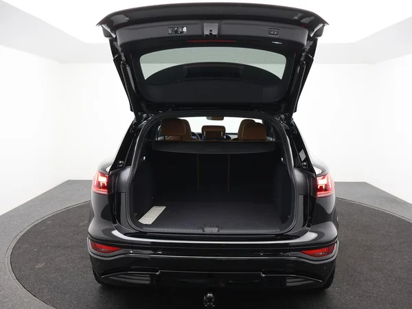 AUDI Q6 e-tron (2026) — foto 27 van 27