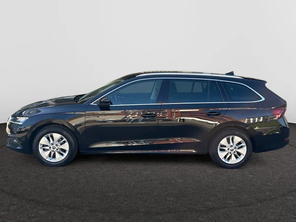 SKODA Octavia Combi (2020) — foto 12 van 24